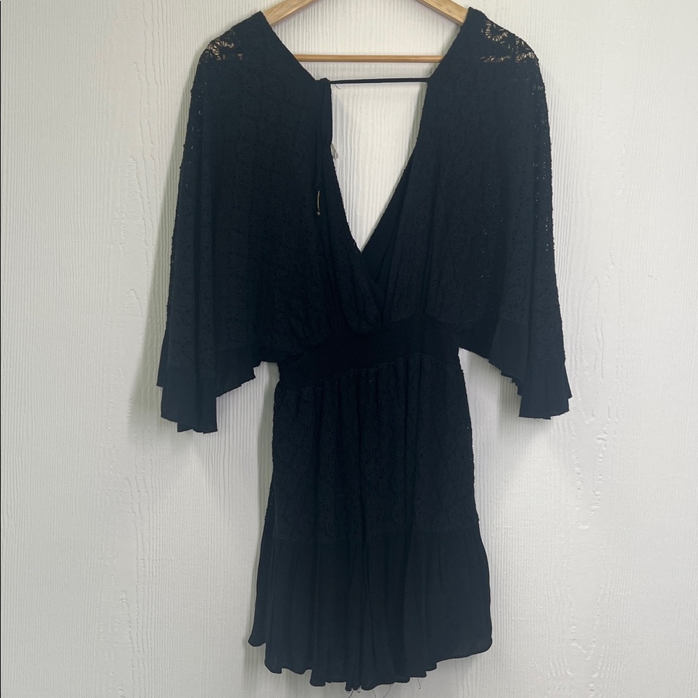 Free People - Black Lace Button Smocked Open Back Short Romper Size Medium - Picture 11 of 11